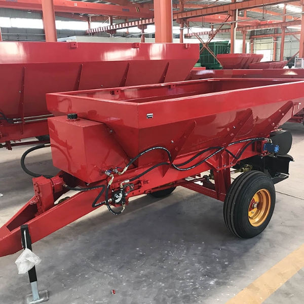 2Y双撒播盘 农家专用撒肥，牛羊粪撒肥车，农场合作社专用抛肥车