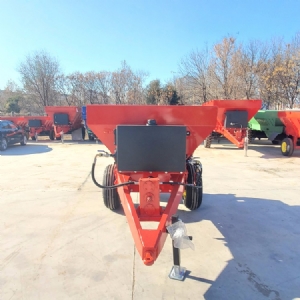 2Y双撒播盘 农家专用撒肥，牛羊粪撒肥车，农场合作社专用抛肥车