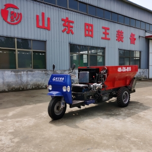 三轮撒粪车